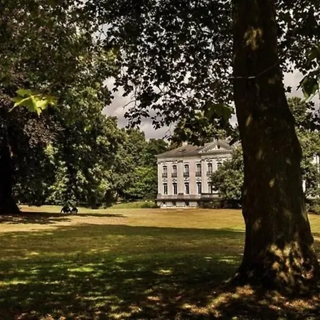 Apartment Luxurious Near Park Antwerp